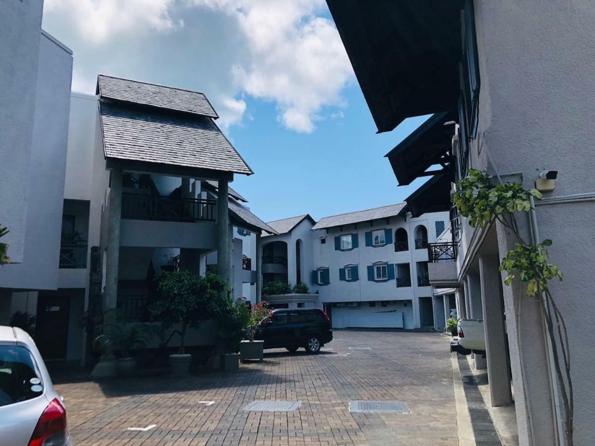 Appartement Grand Baie Ile Maurice Екстериор снимка